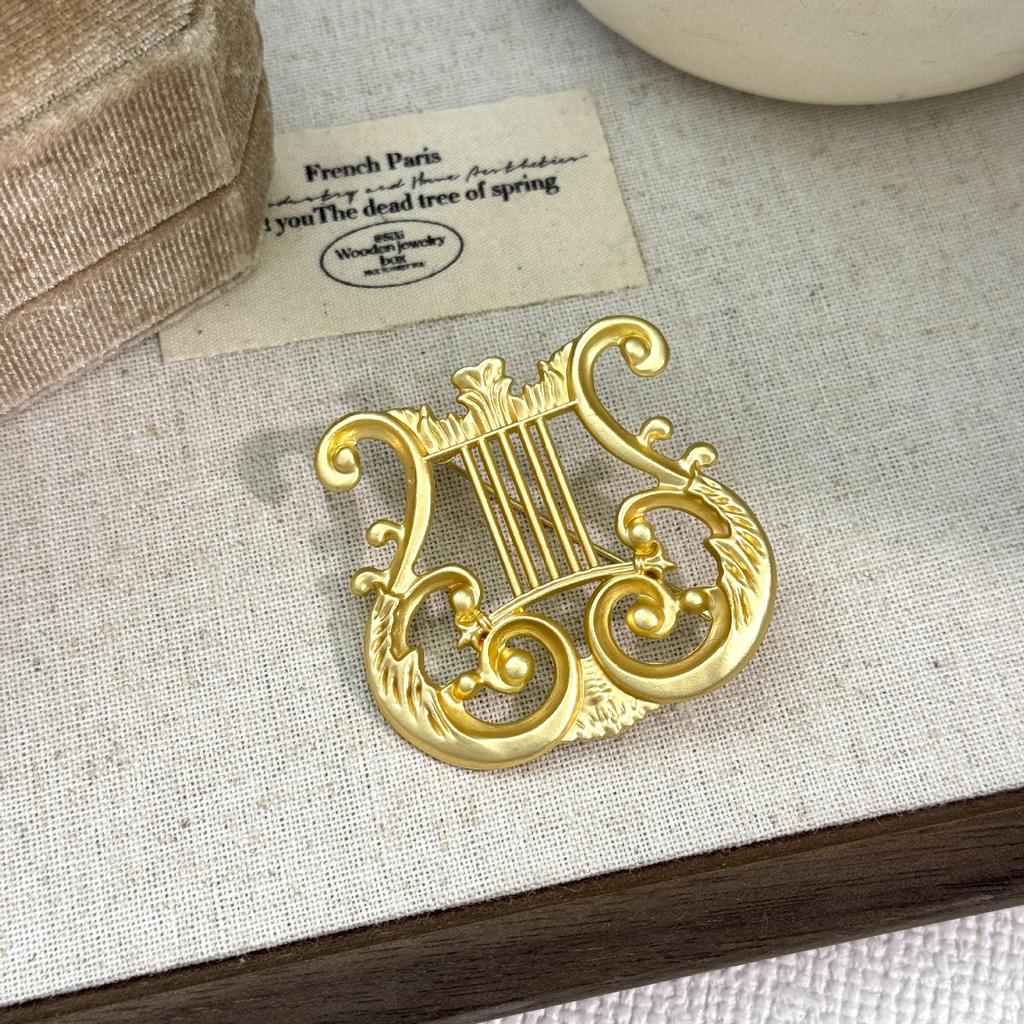 Harp Brooch Classical Elegant Solid Art Corsage Palace Style Men's and Women's Matte Pin Accessories