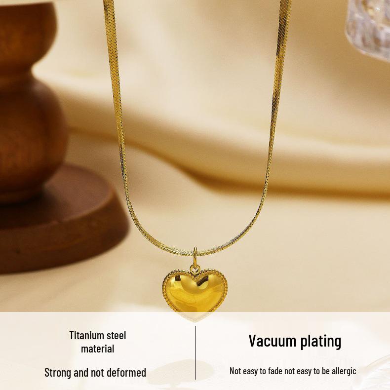 European Heart Pendant Snake Chain Necklace In Titanium Steel