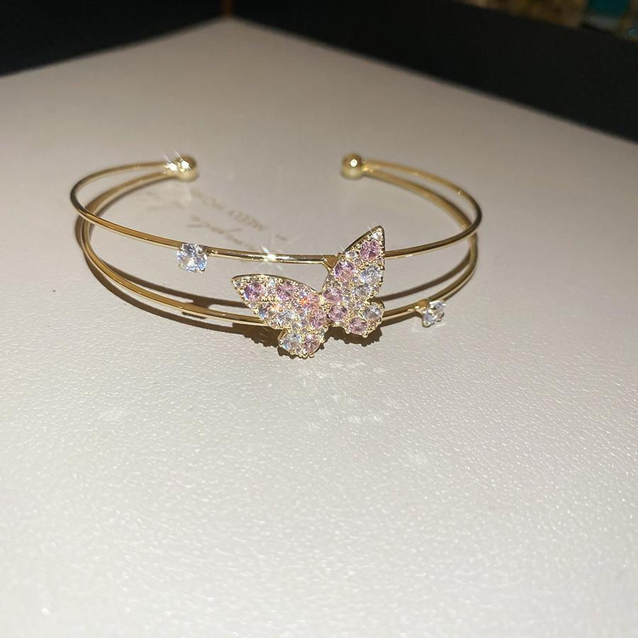 Elegant Geometric Rhinestone Zircon Buckle Bracelet: A Versatile and Luxurious Accessory for Women