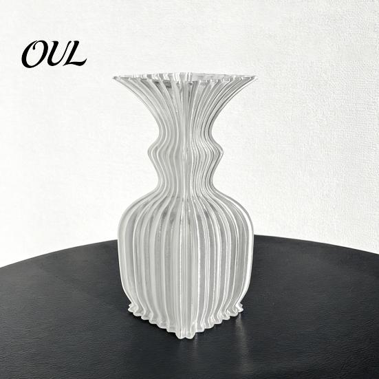 Stylish Planter for Flowers Vintage Hydroponic Flower Vase, 3D Printed Vertical Ridged Curvy Minimalist Modern Vase Balcony Sculptural Tabletop Decor
