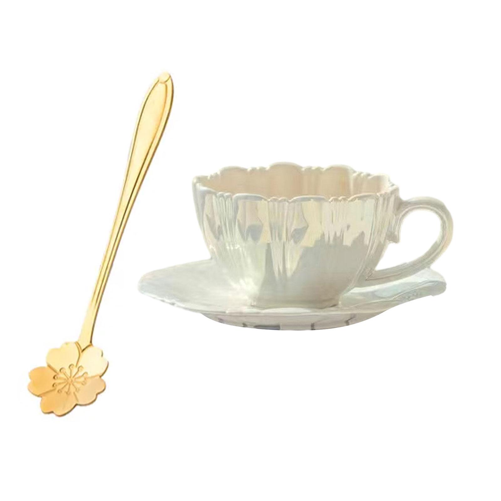 

Unique Petal Ceramic Cup Creative Petal Patterned Mug Elegant Coffee Cup with Saucer Ceramic Material for Coffee and Tea белый