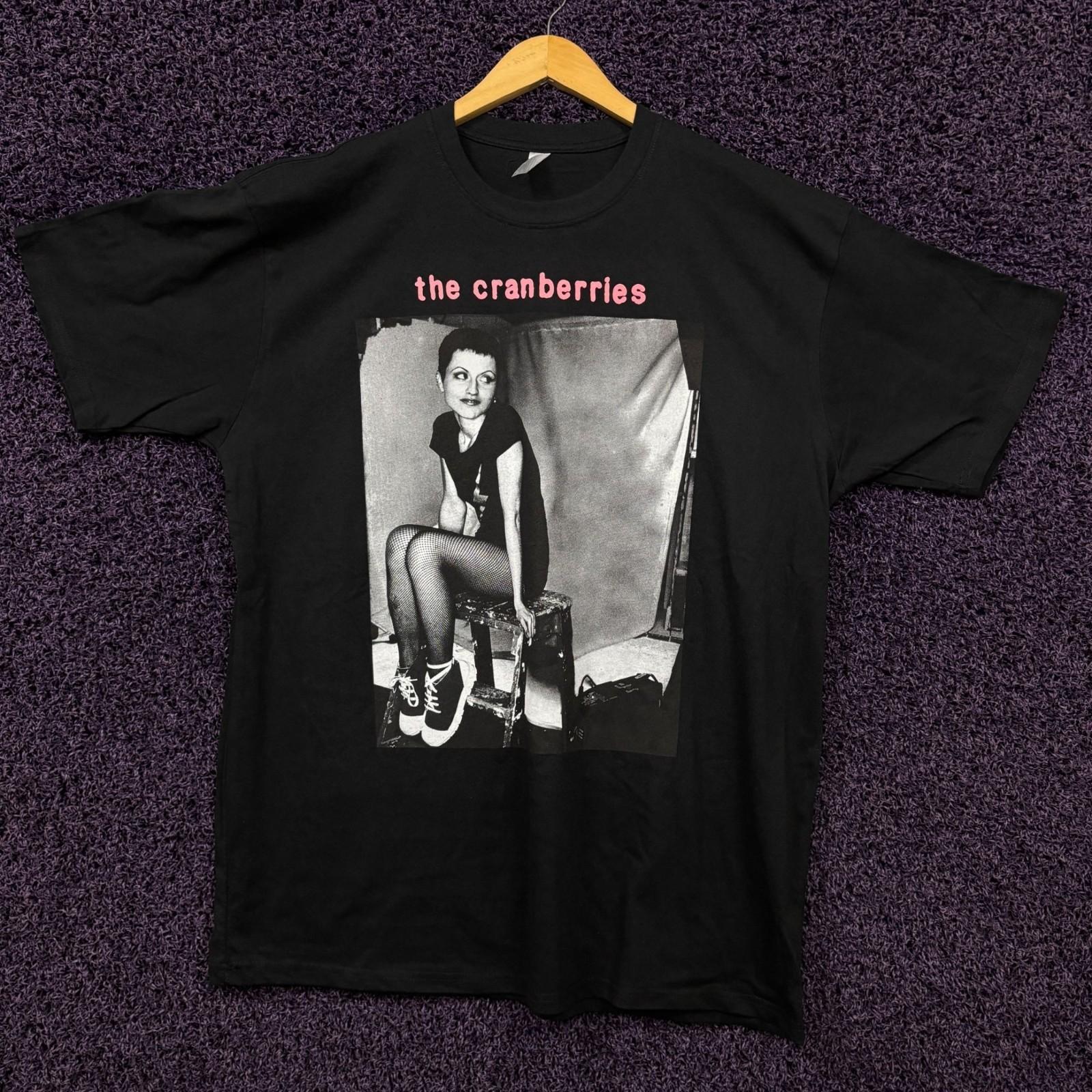 The Cranberries Remembering Dolores Album Band T-Shirt XL S