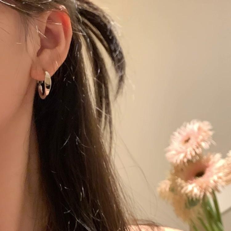 ins cold wind s silver needle ear ring earrings new popular stud earrings niche design sense advanced