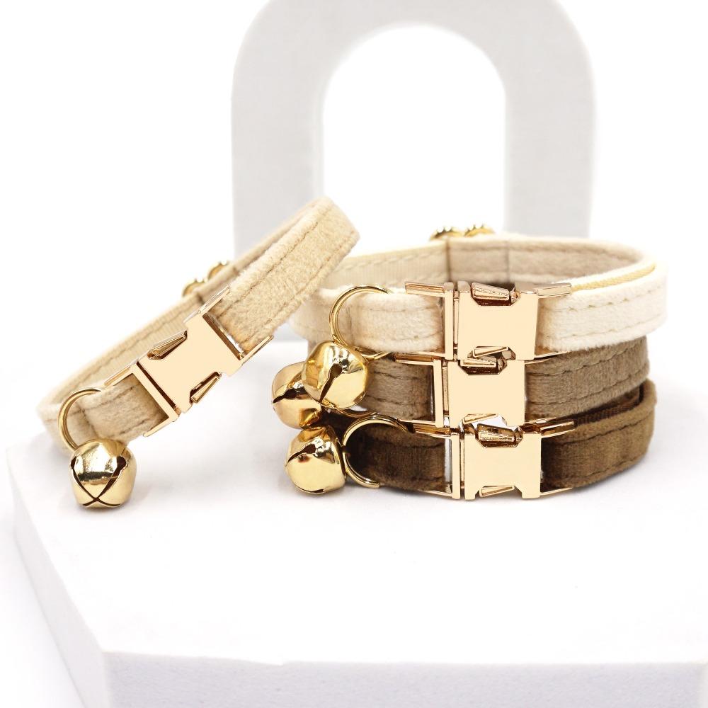 Portable Velvet Cat Collar Cute Adjustable Kitten Collars Necklace Light Gold Buckle with Bell Cat Pet Accessories