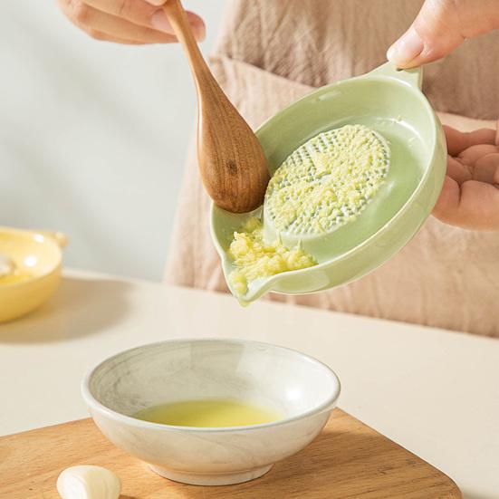 Keramik-Knoblauchreibe mit natürlicher Glasur Multifunktionale Ingwer-Lebensmittelmühle Spülmaschinenfest Kompaktes Küchenwerkzeug für Püree Paste