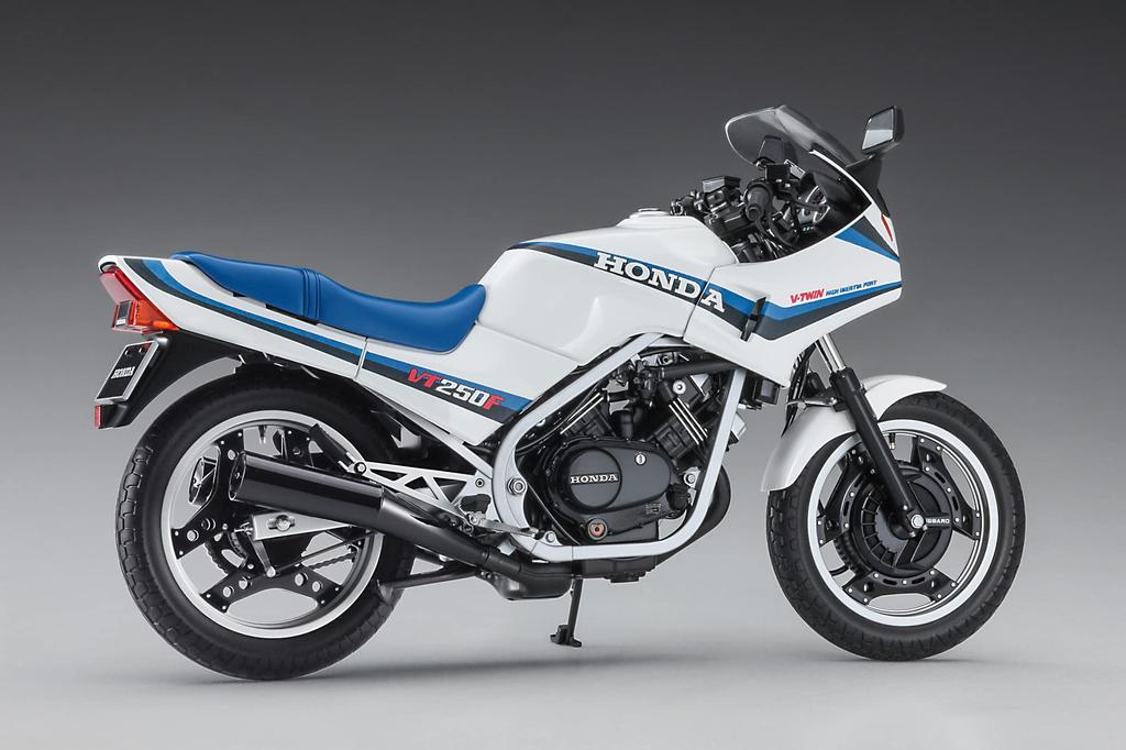 Hasegawa Motorradserie Honda VT250F Plastikmodell BK14 1/12 (MC08) (1984)