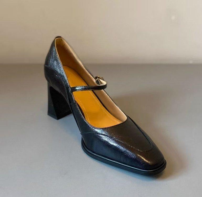

Retro shallow mouth single shoes women s French fashion high-heeled Mary Jane shoes with small square head thick heel fashion shoes 35 чёрный