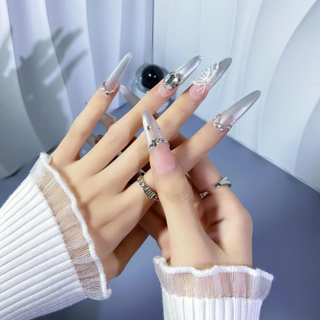 Handmade Press-On Nails: Large Diamond Design, Exquisite Light Luxury, High-End Cat Eye Style, New INS Trend