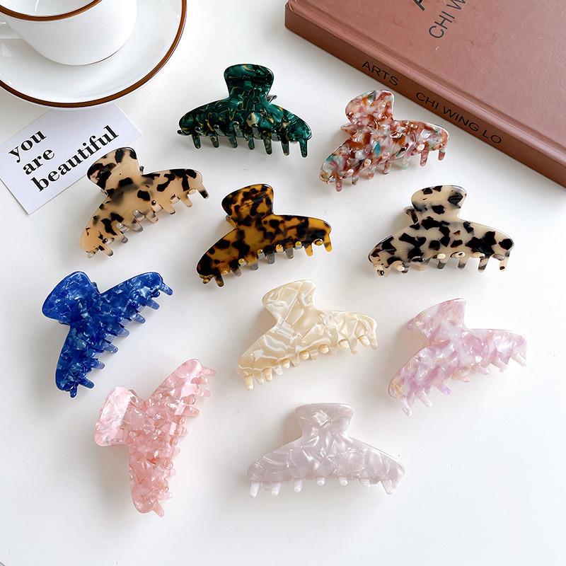 Stylish Korean Inspired Hair Claw Clip For Women Perfect For Daily And Formal Wear