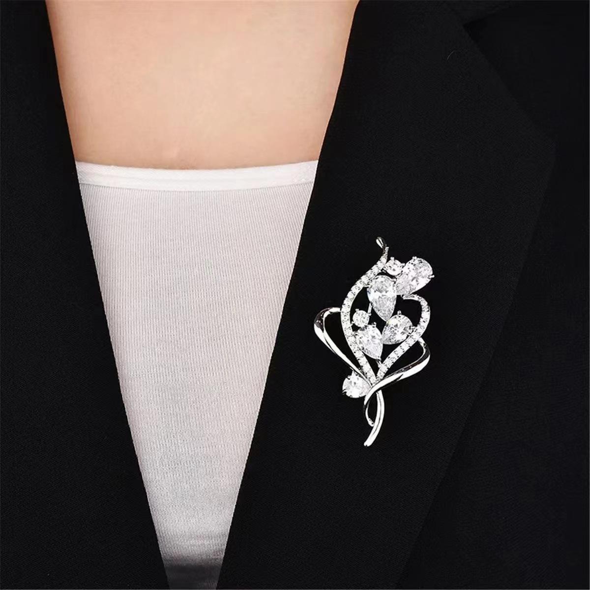 

JMXD- Creative Brilliant · Copper Microencrusted Zircon Flower Brooch, Ladies Elegant Pin, Delicate Embellished Cardigan Jacket and Scarf Buckle,