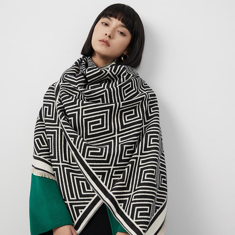 Minimalist Striped Fashion Warm Scarf Women'S Korean Version Versatile Student Scarf Thickened Shawl