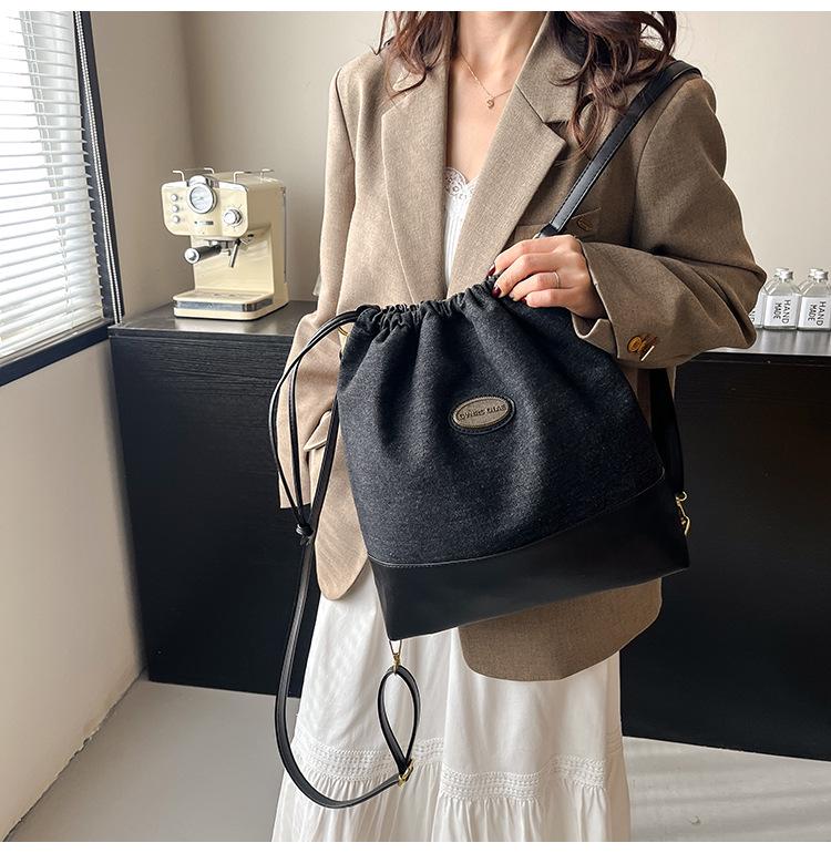 Women's Retro Plaid Hand-Carry Crossbody Commuter Bag, Autumn/Winter Portable Bucket Style