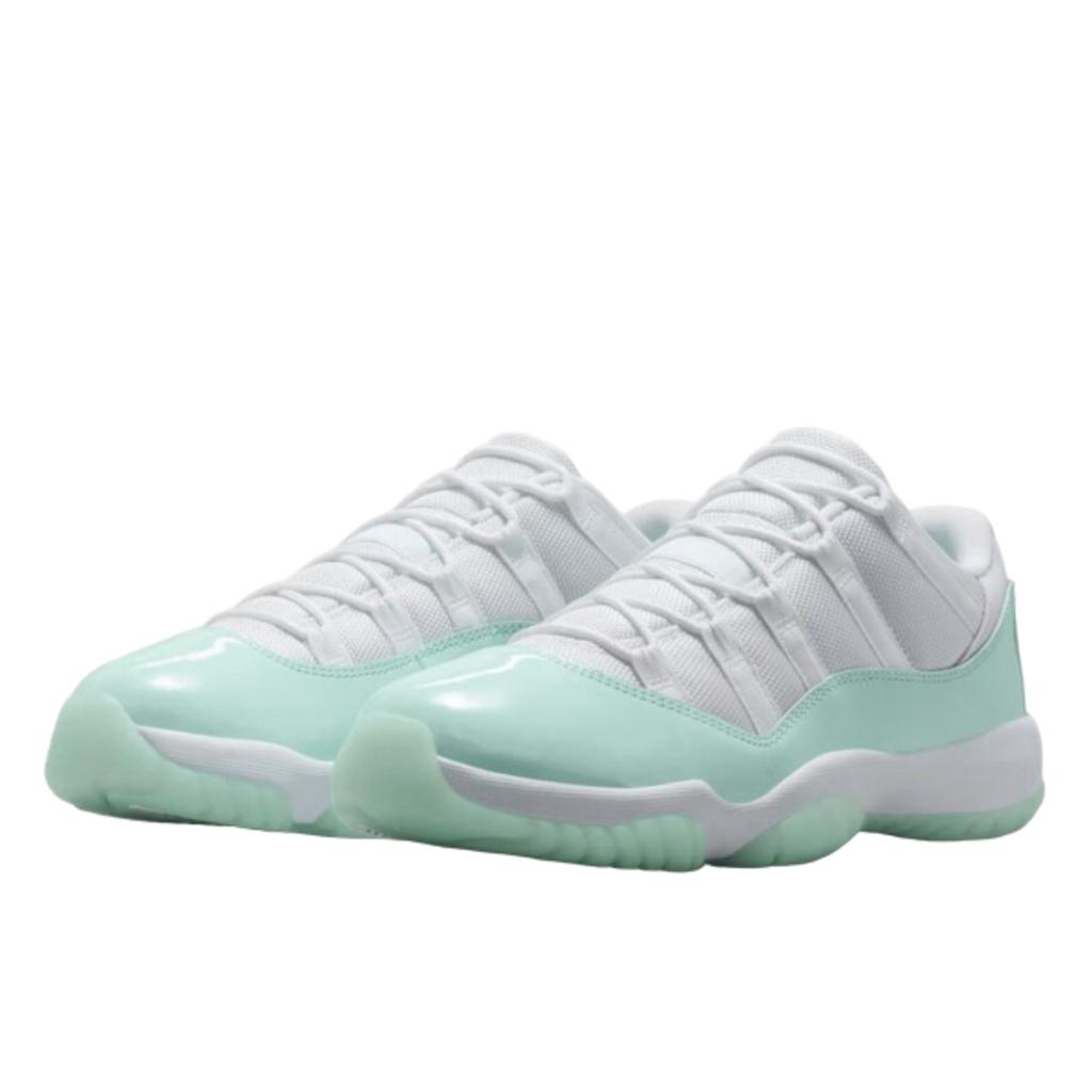 Air Jordan 11 Retro Low Igloo