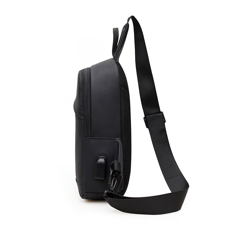 Lightweight Men's Crossbody Bag Shoulder Bag Outdoor Sports Chest Bag
