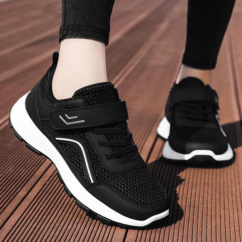 Shoes women's summer breathable comfortable casual single shoes Velcro couple soft sole not tired feet men's and women's walking shoes