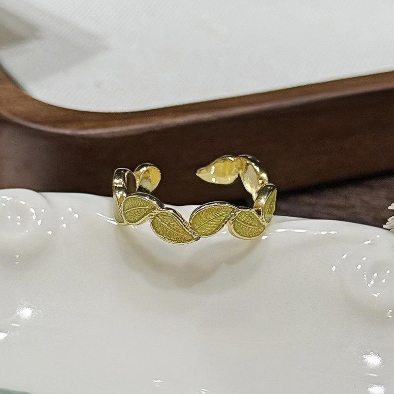 Mittelalterlicher Vintage Leichter Luxus Emaille Exquisite Blüte Öffnungsring Retro Nische High-End Ring