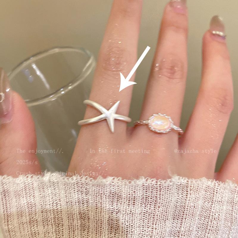 Women's High-End Starfish Ring: Summer Seaside Style, Versatile, Non-Fading, Open Index Finger Design, Luxurious Niche Accessory