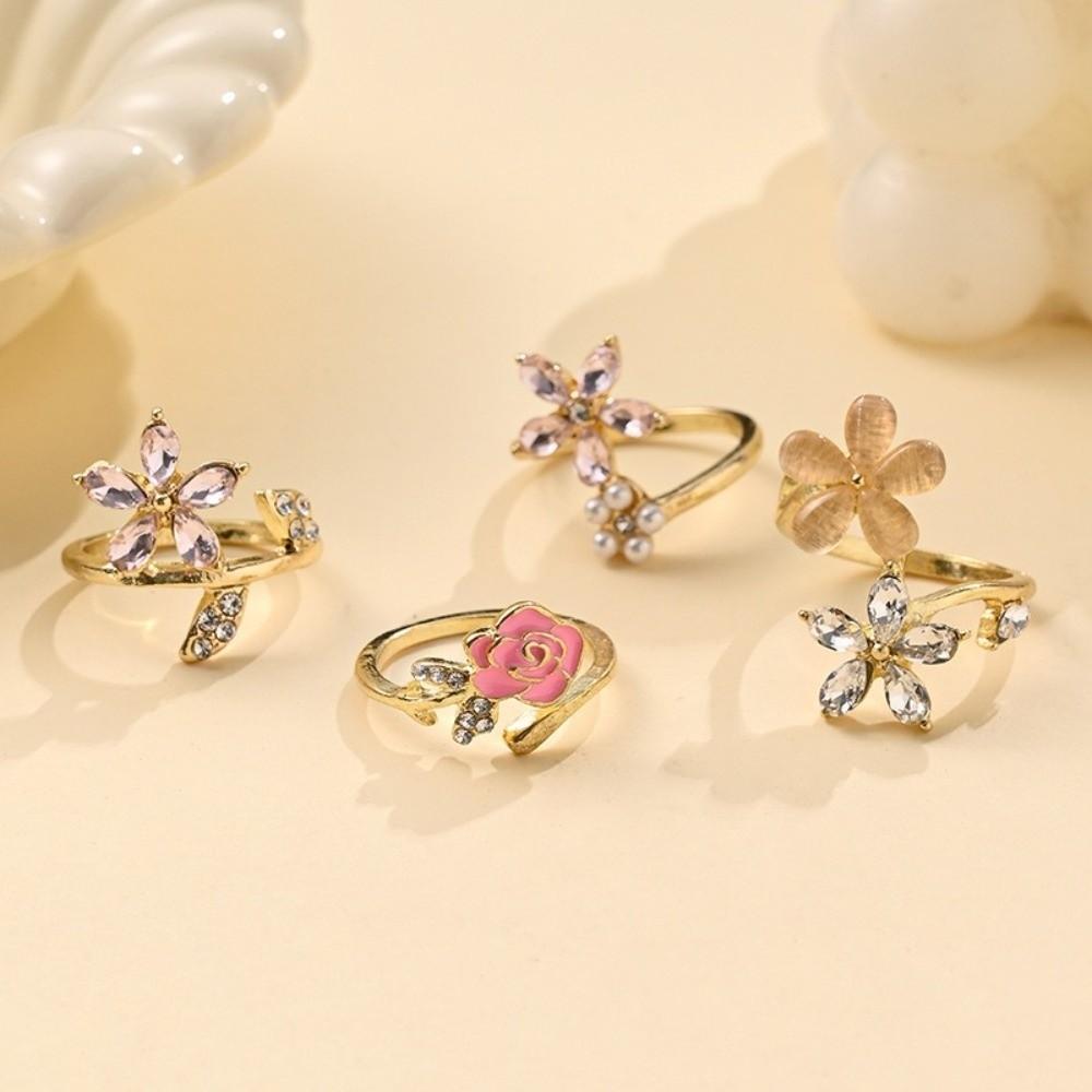 4 pcs Simple Rhinestone Flower Rings Light Luxury Finger Jewelry Fashion Opening Finger Ring  Girls