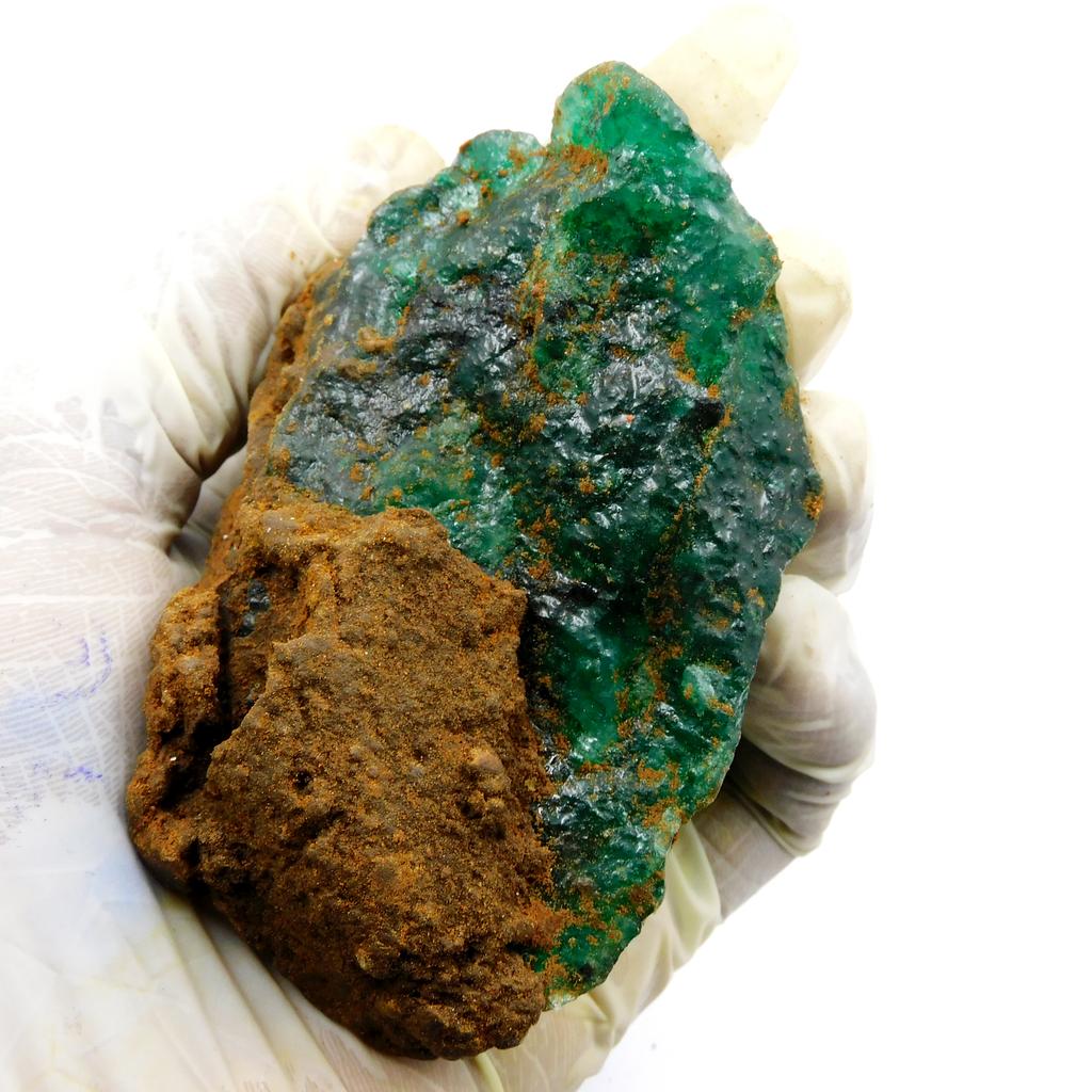 Natural Green Emerald 1010.9ct Rough Certified Loose Gemstone