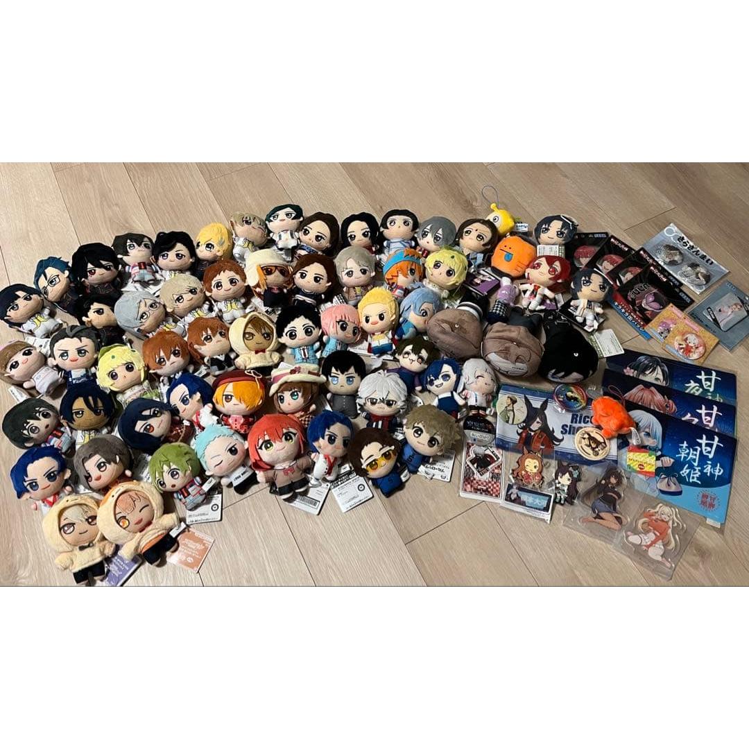 Used Anime goods bulk sale Chibigurumi acrylic stand can badge set