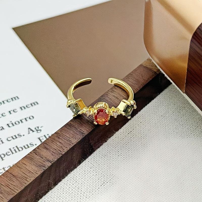 Medieval Vintage Retro Stacked Colored Zircon Temperament Ring Female Niche Design Sense Light Luxury Colored Treasure Ring