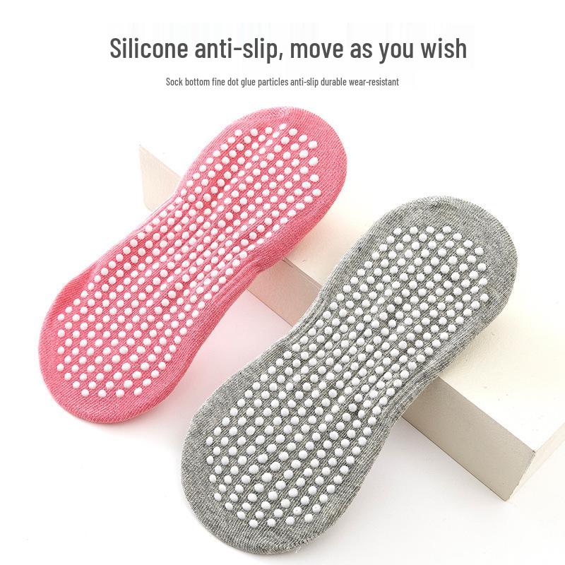 Non-Slip Yoga, Pilates, Aerobics, Dance, and Trampoline Socks for Men & Women, Adult Sports Socks