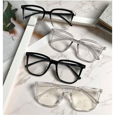 Ochelari și accesorii