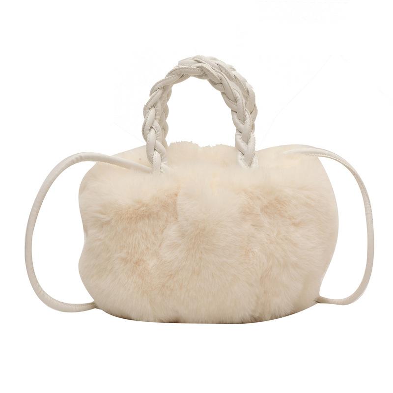 Sweet and Cute Plush Cloud Bag Women's 2026 Autumn New Niche Design Fashionable Shoulder Messenger Bag