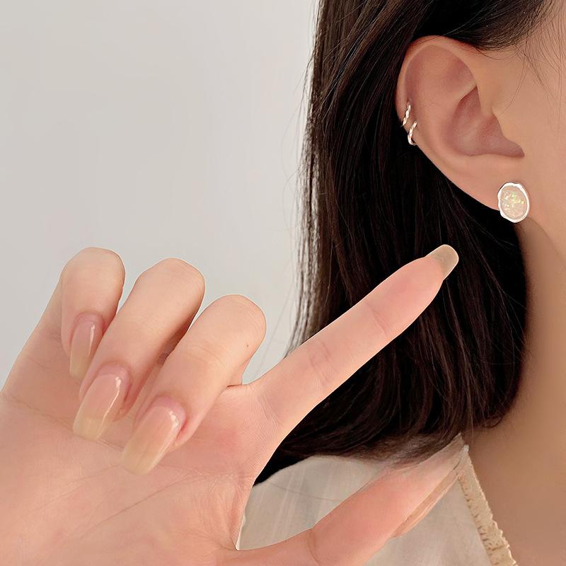 Exquisite Oval Opal Earrings for Women with Personality, Fashionable and High-end Design Earrings