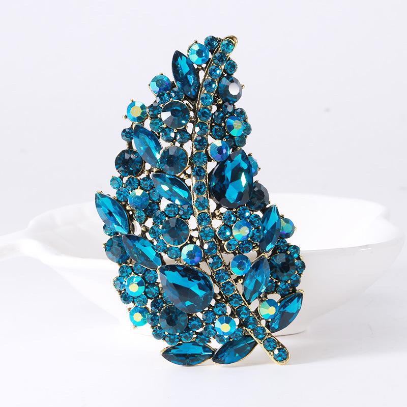 Crystal Brooch Fashion Personality Leaf Clothing Pin Accessories Elegant Temperament High-End Anti-Light Plant Corsage