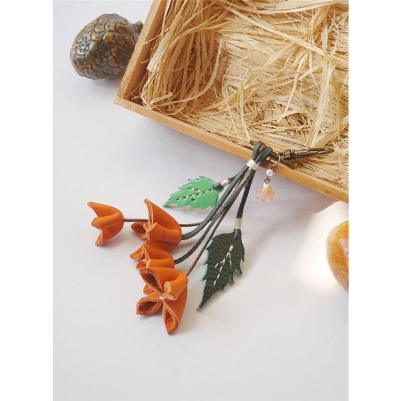 Handmade Genuine Leather Keychain with Flowers and Leaves, Bag Accessory