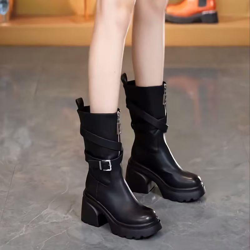 Small man increases height and looks thin, long boots, belt buckle, thick-soled Martin boots, autumn and winter fashion round head medium boots