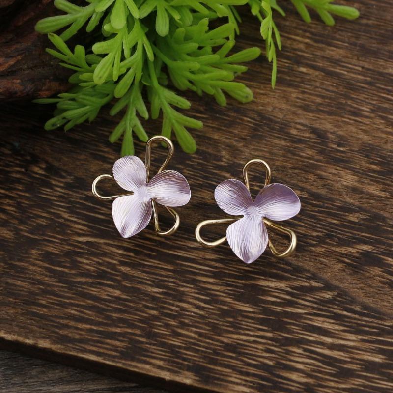 New Enamel Geometric Flower Stud Earrings Women's Fashion Simple Irregular Flower Summer Versatile Earrings