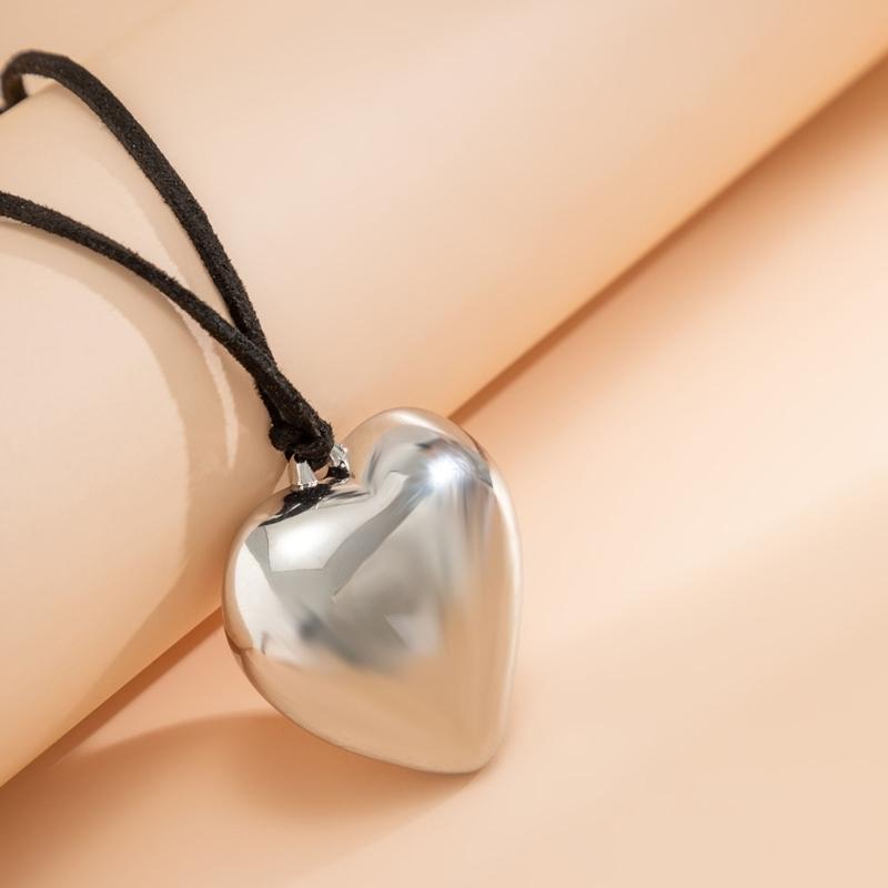 Fashion Punk Necklace Big Love-Heart Pendant Necklace Women Adjustable Wax Rope Chain Necklace Party Jewelry Ornament