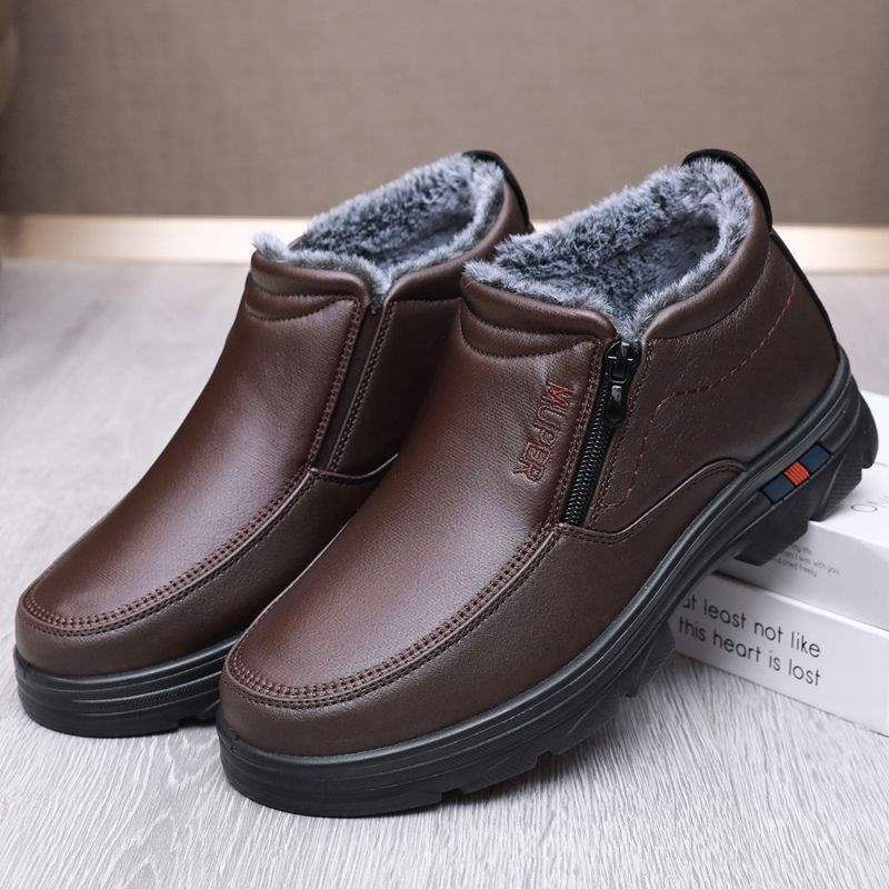 Winter old north cloth shoes men's cotton shoes with velvet warm soft sole light waterproof to work black imitation leather shoes dad shoes