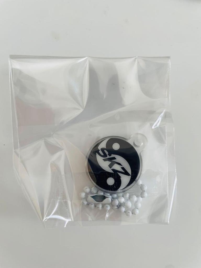 [POUŽITÉ] Stray Kids KARMA SKZOO Plyšová hračka Leavitt Reno Sběratelská karta