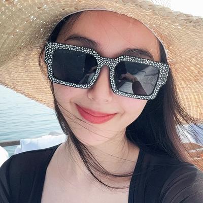 Nicht polarisierte Retro Big Frame Damen Quadratische Sonnenbrille Schwarz Rechteckig Cool Herren Sonnenbrille Einteilig Designer Sonnenbrille für Weiblich Männlich