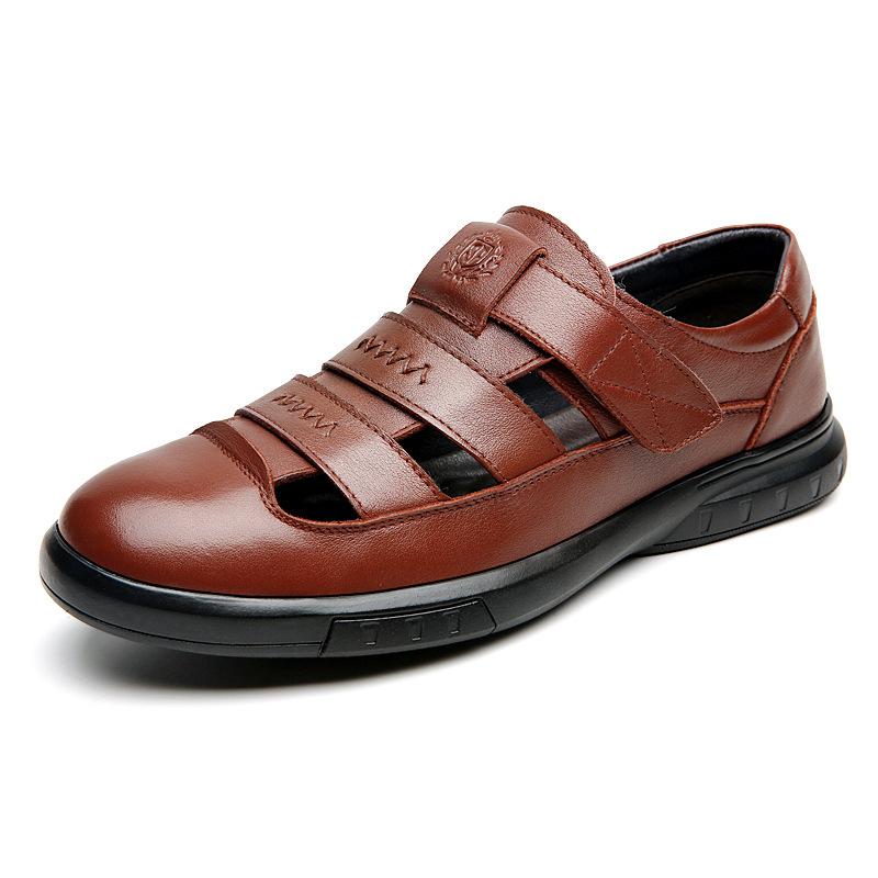Summer new men's sandals hollow breathable beach shoes leather shoes casual leather hole shoes