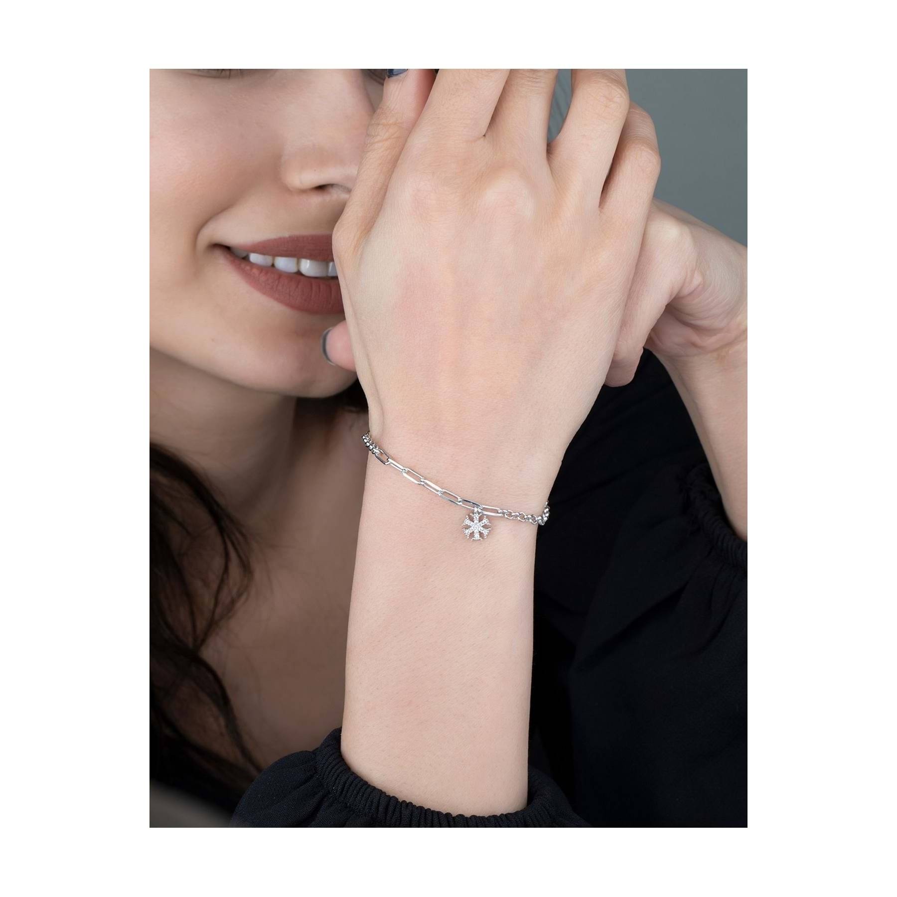 

Rhodium Plated Snowflake Dangle Sterling Silver Bracelet
