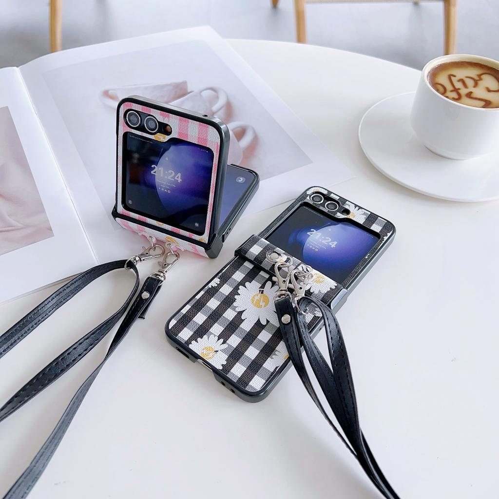 For Samsung Galaxy Z Flip7 FE 5G/Z Flip6 5G Flower and Grids Pattern PU Leather Coated PC Phone Cover with Crossbody Strap