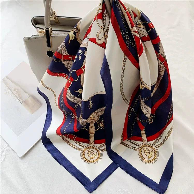 Bandanas Quadratisch 100% Seide Schal Damen Mädchen Stirnband Accessoires Taschentuch Halstuch Haarschal Modedruck Halstücher