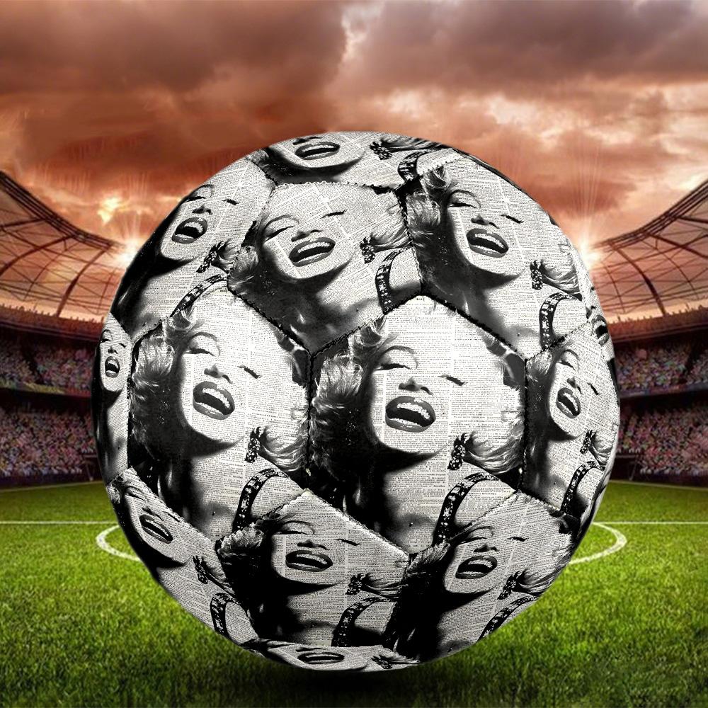 Marilyn Monroe Print Size 5 Soccer Ball, Standard Match Football for Sports Game and Team Practice, Ideal Gift for Soccer Fans