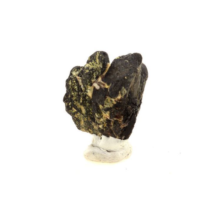 Pierres et Minéraux. Columbite. 70.57 ct. Mahaiza, Betafo, Madagascar.