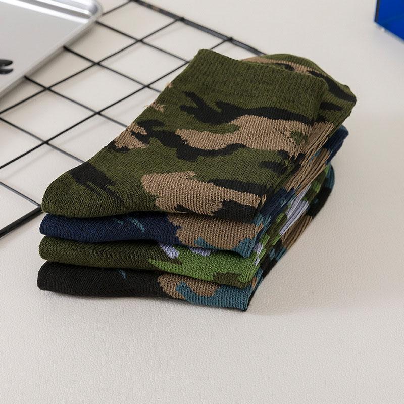 5 Paar Frühling und Herbst Herren Hochwertige Mittelrohrsocken Camouflage Armeegrün Bequem Warm Verdickte Baumwolle Meias EU 38-44