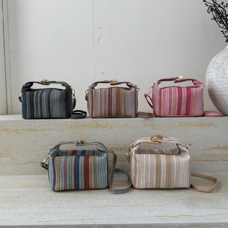New Bags Women's Woven Sweet Commuter Straw Bag Small Square Bag Shoulder Bag Diagonal Straddle Women's Bag Cute Messenger Bag