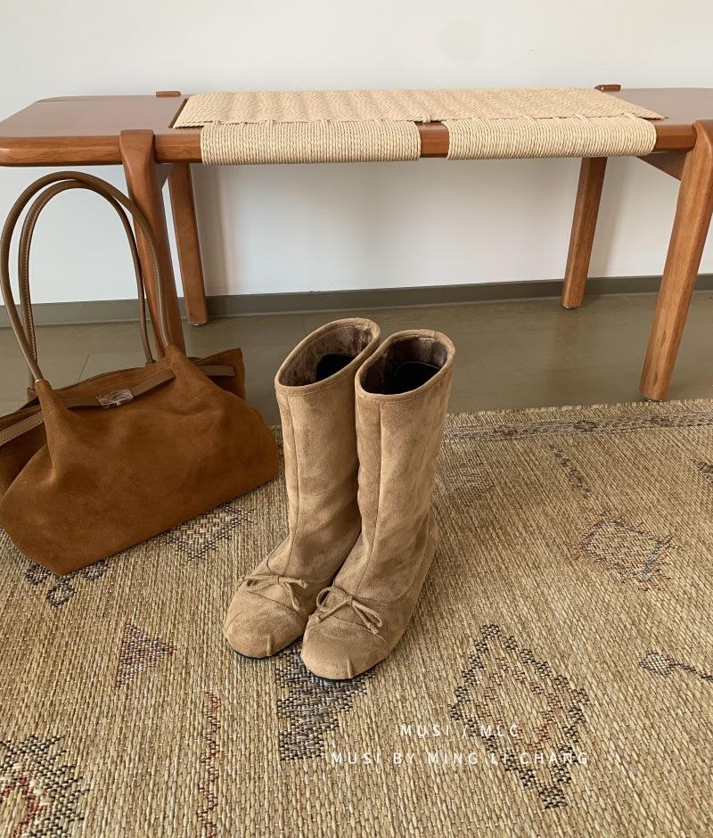 

2025 autumn and winter new women s shoes western women s boots foreign trade niche light luxury leather shoes 39 абрикосовый