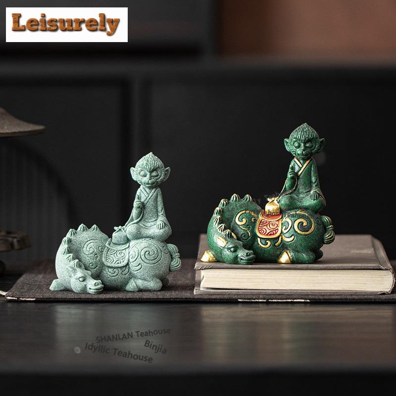 Green Sandstone Zodiac Horse Monkey Tea Pet Zen Lucky Model Tea Figurine Play Toys Tea Statue Ornaments Can Be Raised Tableware