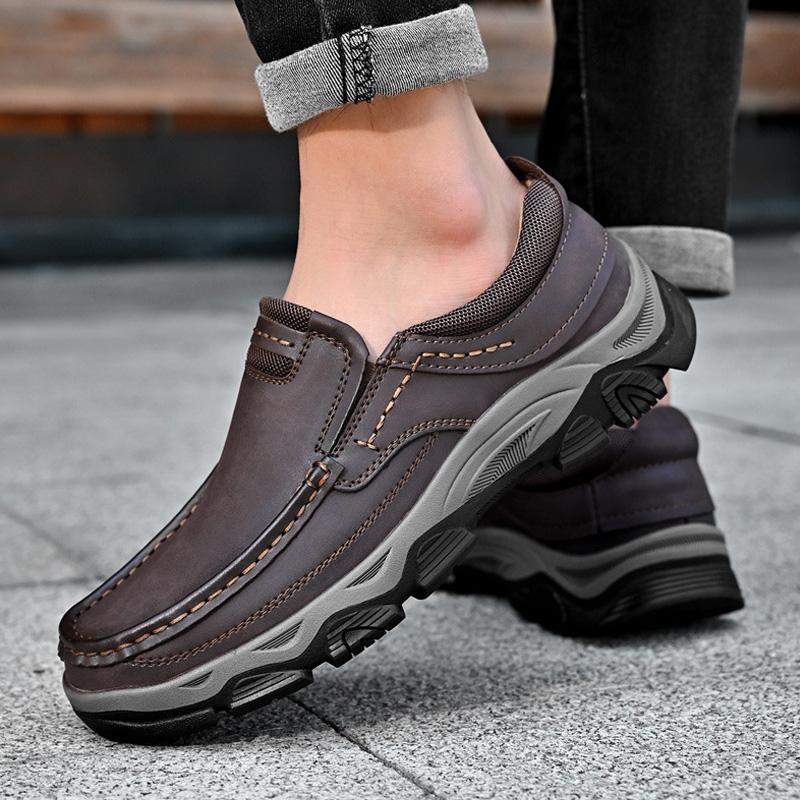 Fashion Genuine Leather Mens Casual Shoes Leisure Walk Men Loafers Moccasins Breathable Slip On Driving Shoes Retro Style Business Shoes