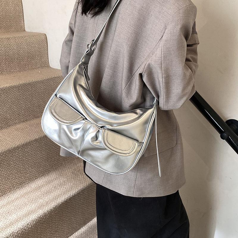 Retro multi-pocket underarm tote bag women's 2025 new high-end large-capacity shoulder bag messenger locomotive bag