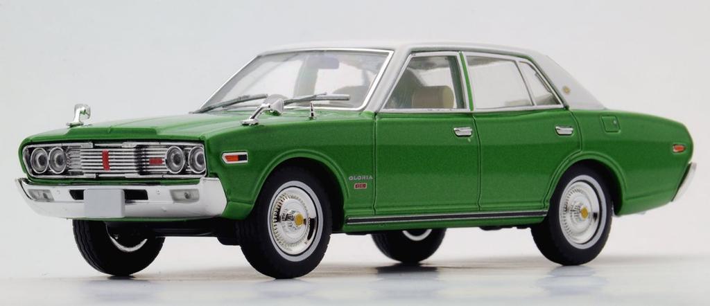 Tomica Limited Vintage Gloria 2000GL Completed LV-N43-09a (Green/White Roof)